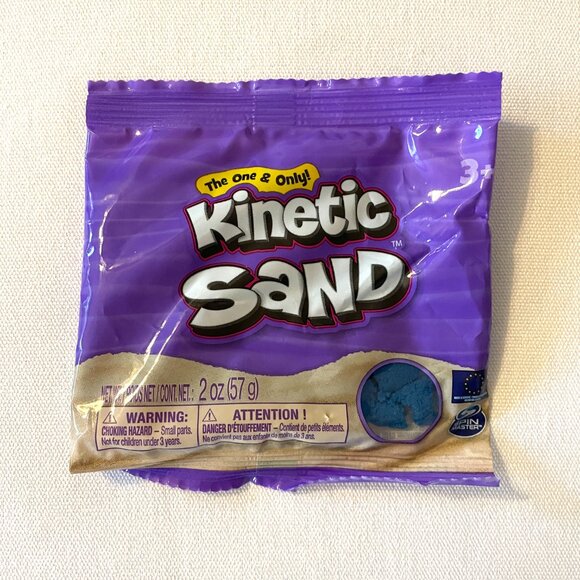 6 Bags of Kinetic Sand-2oz. Bags Kinetic Sand-Party Favors - Picture 2 of 3